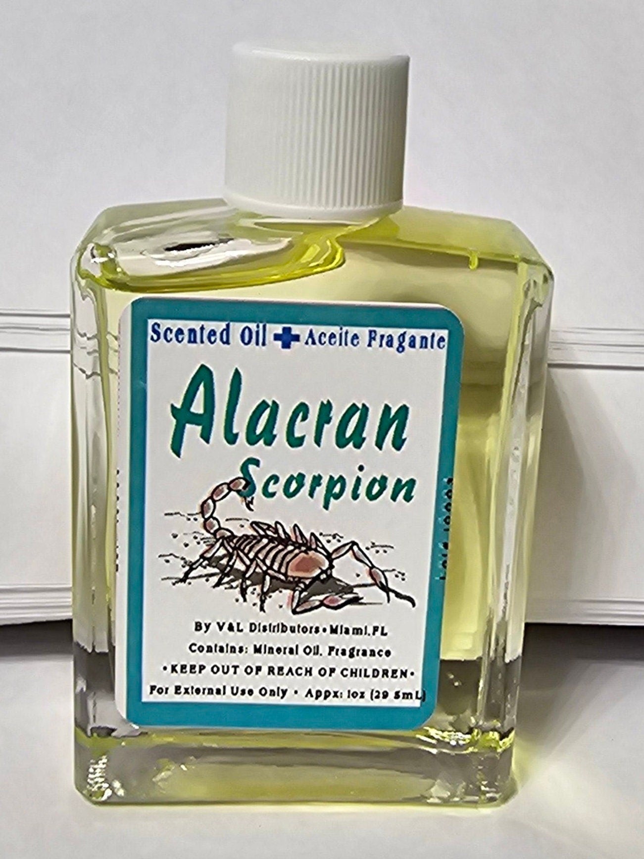 Aceite de Alacran Scorpian oil Santeria Osha Santo Palo Ifa