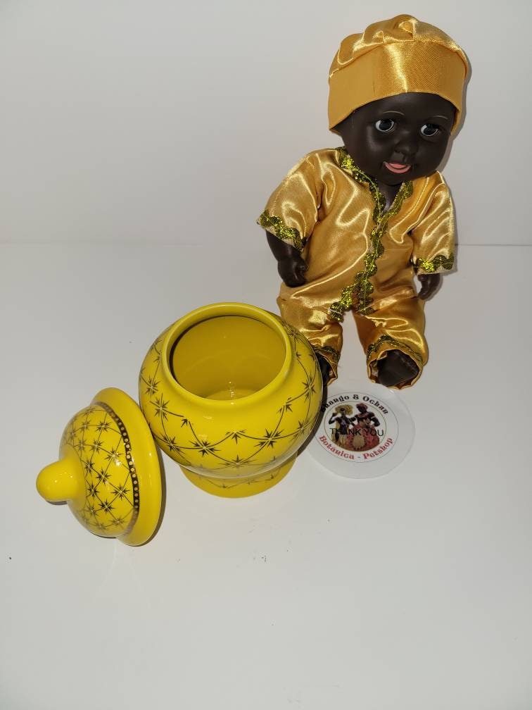 Ideu muneco with Soperas ochun yalorde Santeria Santo Osha Ifa Yemaja Shango