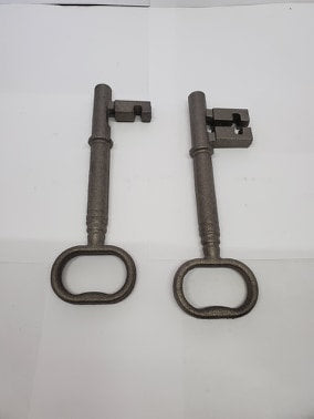 2 Metal Key Male and Female Santeria Palo